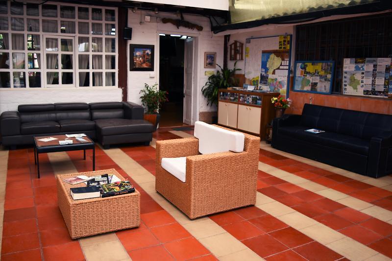 Hostal El Parque Tababela Εξωτερικό φωτογραφία